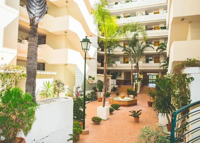 Espacioso En Guadalmina -