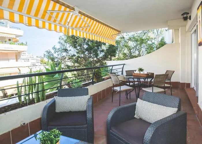 Espacioso En Guadalmina -