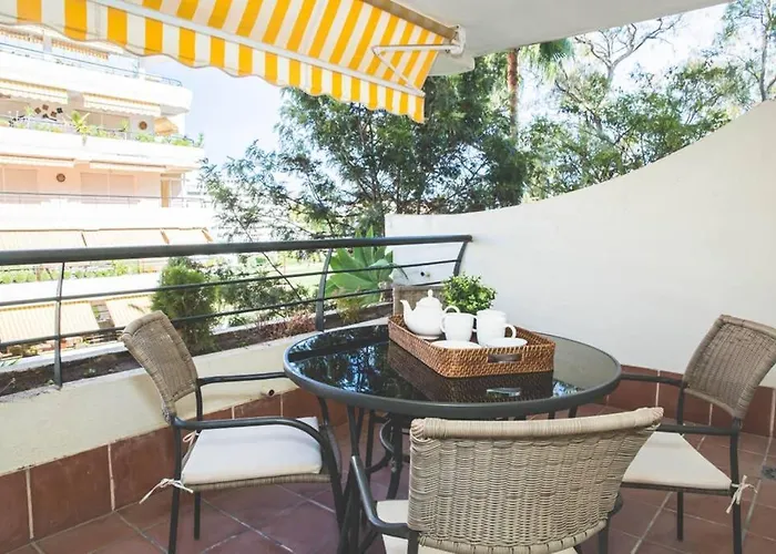 Espacioso En Guadalmina - *