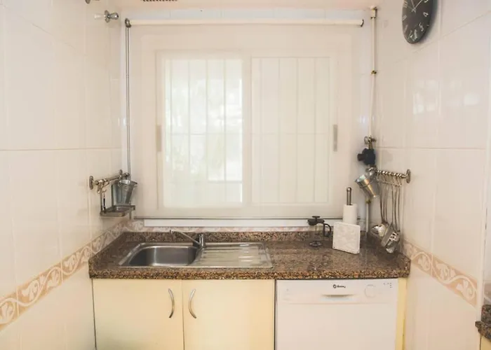 Apartamento Espacioso En Guadalmina -