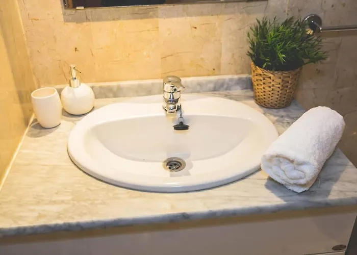 Espacioso En Guadalmina - Apartamento